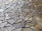 Quarzit Polygonalplatten Lemuria light für Terrassen je Palette