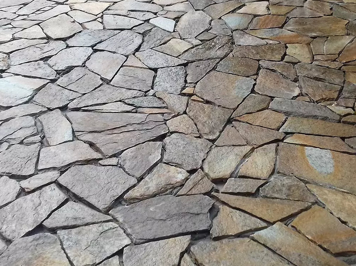 Quarzit Polygonalplatten Lemuria light für Terrassen je Palette