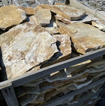 Quarzit Polygonalplatten Violet für Terrassen je Palette